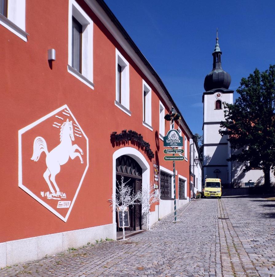 Hotel Weisses Ross Konnersreuth Exterior foto